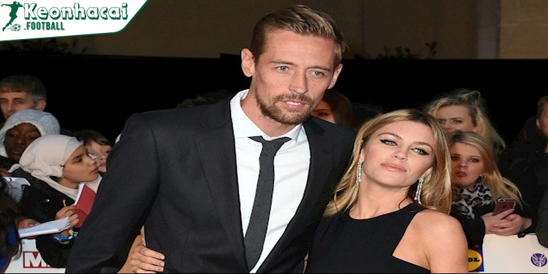 Giải đáp thắc mắc về Wags là gì cho anh em dân chơi 4 Abbey Clancy – vợ của cầu thủ Peter Crouch