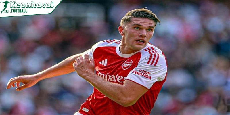 Hình ảnh quen thuộc gây thất vọng cho CĐV Arsenal