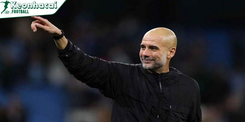 Man City áp sát ngôi đầu Premier League