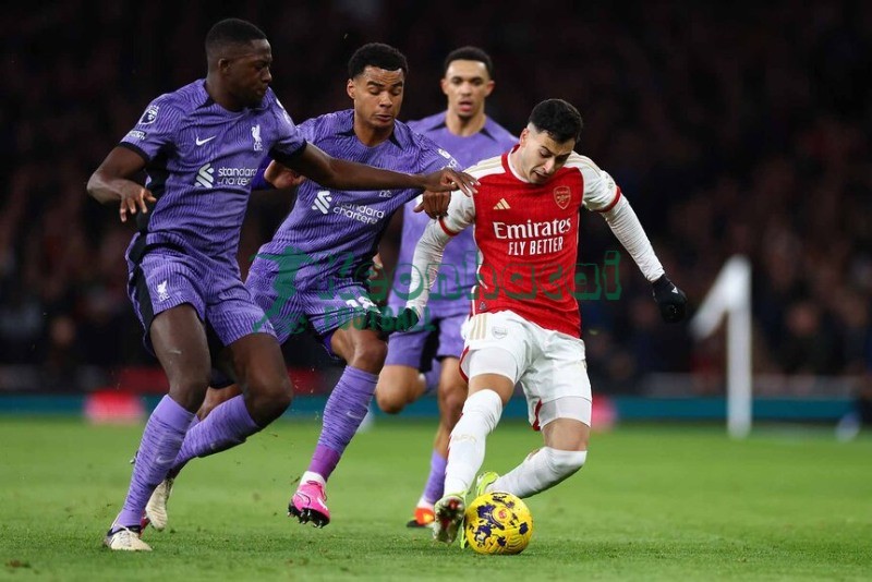 Soi kèo Arsenal vs Liverpool - 3h00 ngày 09/01 - Ngoại hạng Anh 2 Soi kèo Arsenal vs Liverpool - 3h00 ngày 09/01