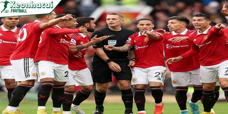  Manchester United - CLB chạm mốc tăng trưởng đỉnh điểm