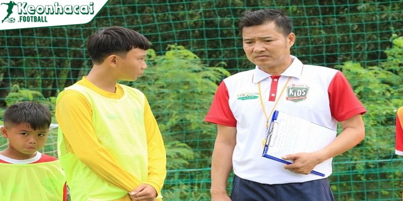 Cầu thủ Nguyễn Hồng Sơn - Thế hệ vàng của Việt Nam 1 Cuộc sống hiện tại của cầu thủ Nguyễn Hồng Sơn