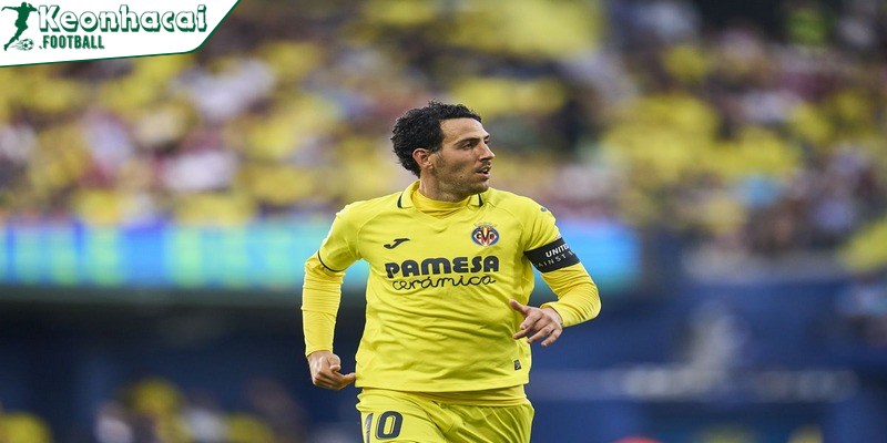 Khả năng chuyền bóng chính xác, tư duy chiến thuật sắc bén 